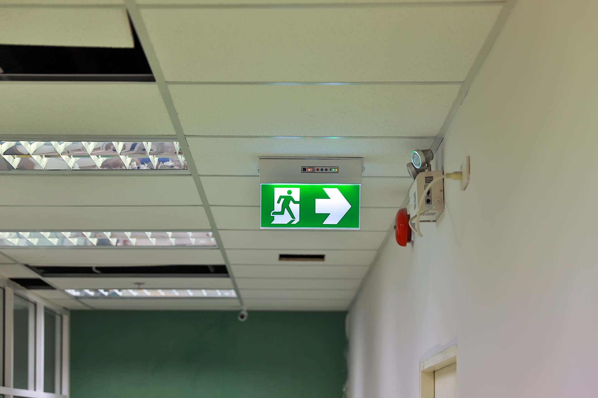 Efigen automatizacion e iluminacion comercial y emergencia